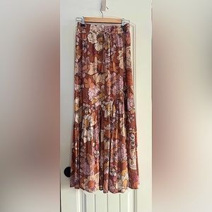 Promesa floral maxi skirt with slit